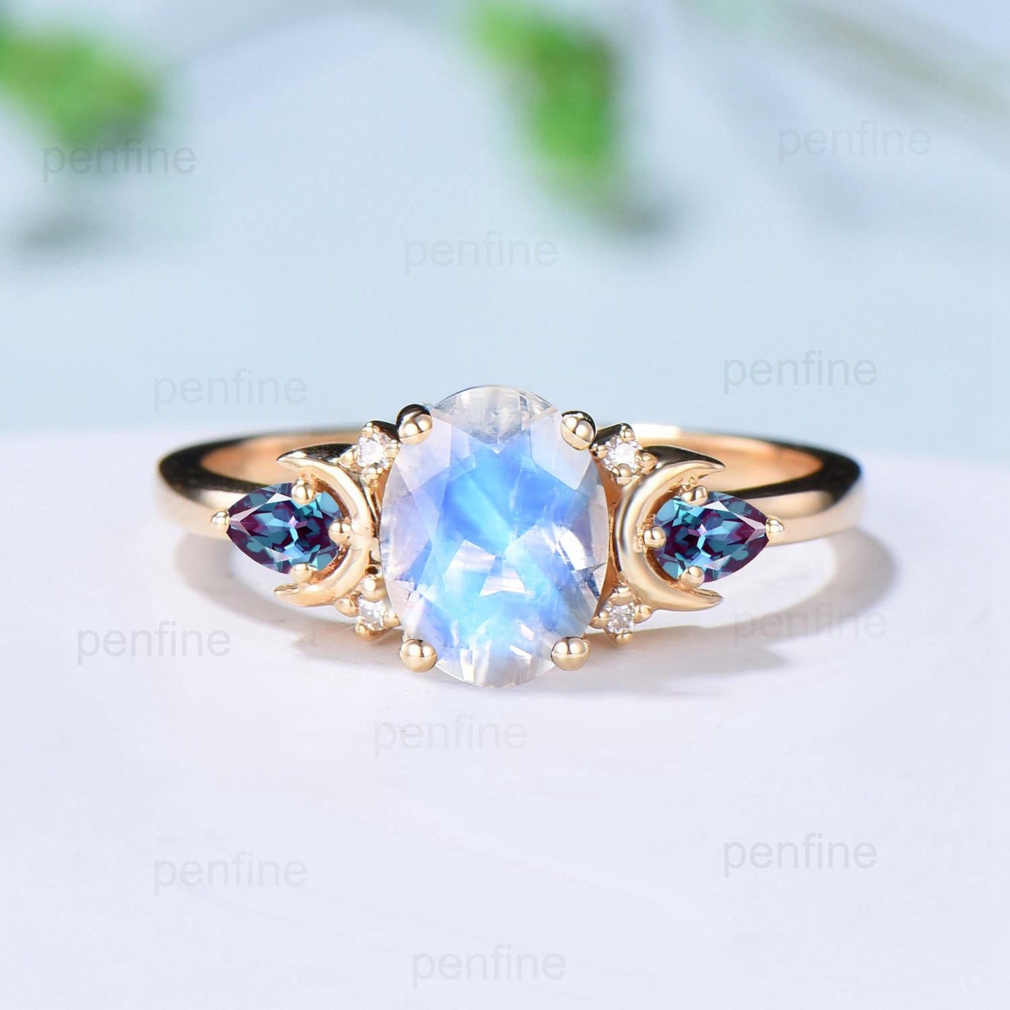 1.5ct Oval Natural Moonstone Engagement Ring Vintage 14K Yellow Gold Alexandrite Moon Wedding Ring June Birthstone Anniversary Promise Gifts