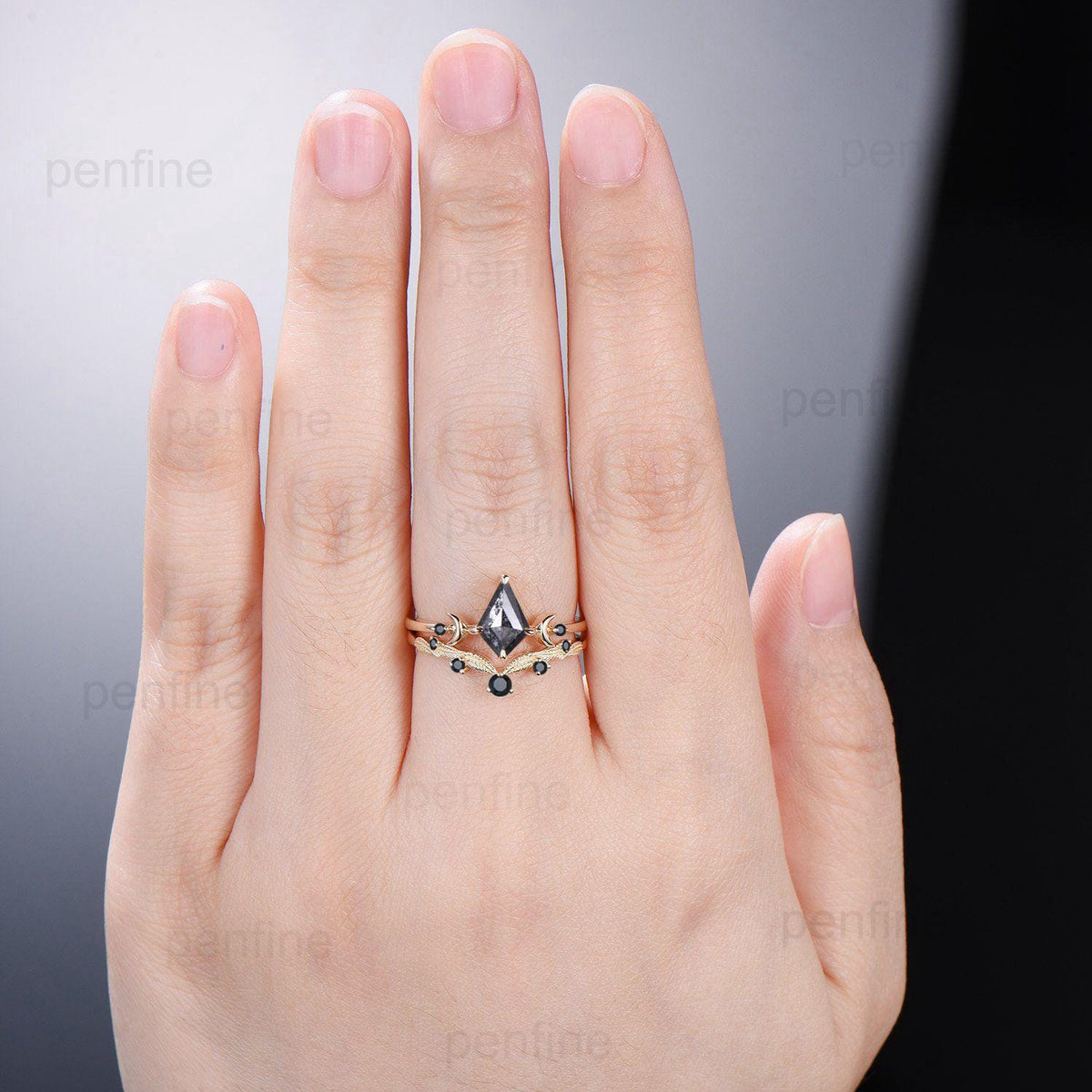 Three Stone kite Cut Salt and Pepper Diamond Engagement Ring Set Yellow Gold Black Spinel Moon Promise ring 2pcs Bridal Wedding Gift For Her