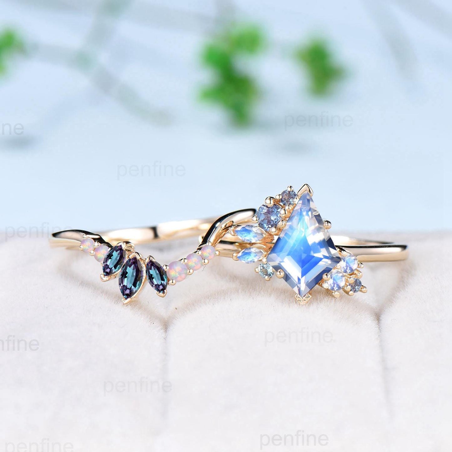 Vintage Kite Cut Moonstone Alexandrite Engagement Ring Set 14K Yellow Gold Unique June Birthstone Opal Wedding Set Cluster Bridal Set