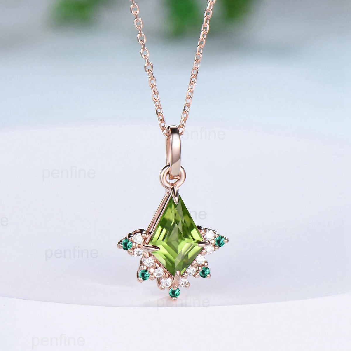 Vintage Kite Cut Natural Peridot Pendant Necklace August Birthstone Silver 14k/18k rose gold moissanite promise engagement gift for women