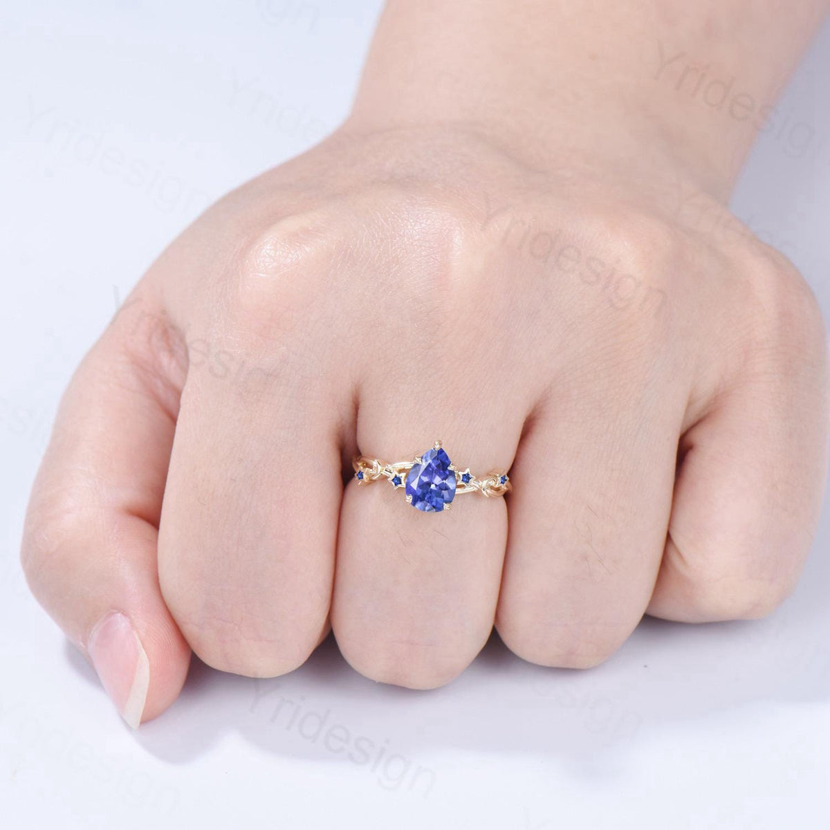 Vintage Natural Tanzanite Engagement Ring Pear Shaped Yellow Gold Moon Star Wedding Ring Blue Sapphire Anniversary Promise Ring For Women