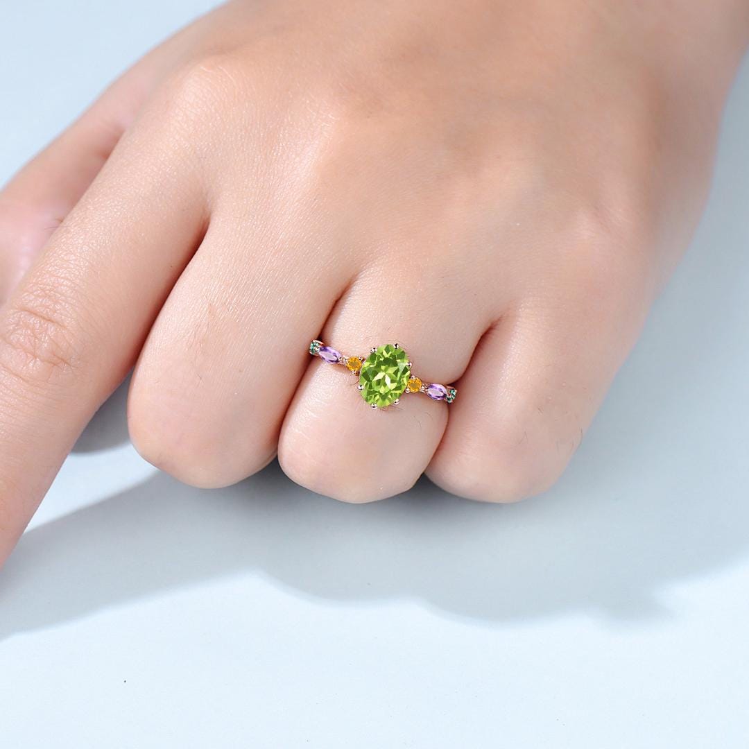 Vintage Oval Cut Peridot Engagement Ring Multi-Stone Cluster Citrine Amethyst Emerald Wedding Ring August Birthstone Anniversary Gift Women