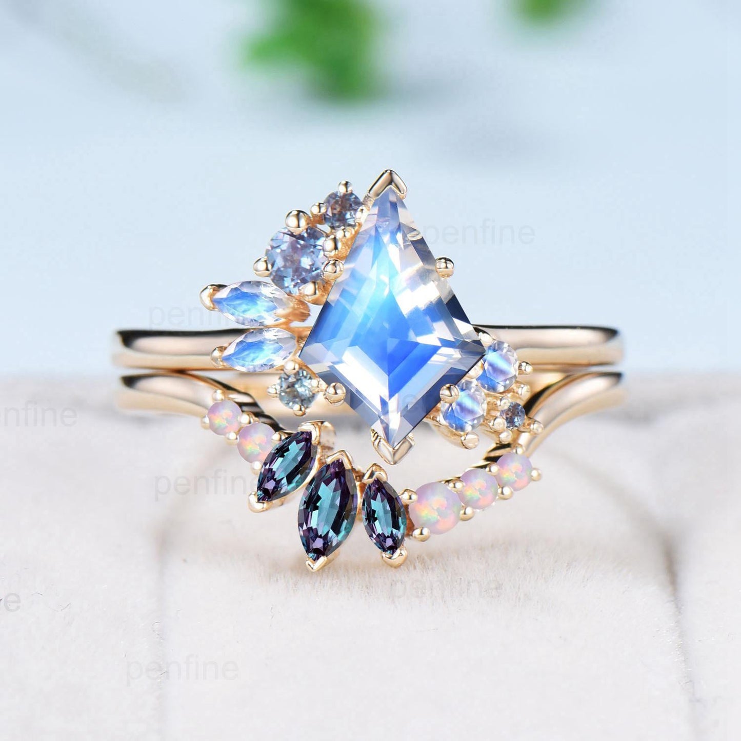 Vintage Kite Cut Moonstone Alexandrite Engagement Ring Set 14K Yellow Gold Unique June Birthstone Opal Wedding Set Cluster Bridal Set