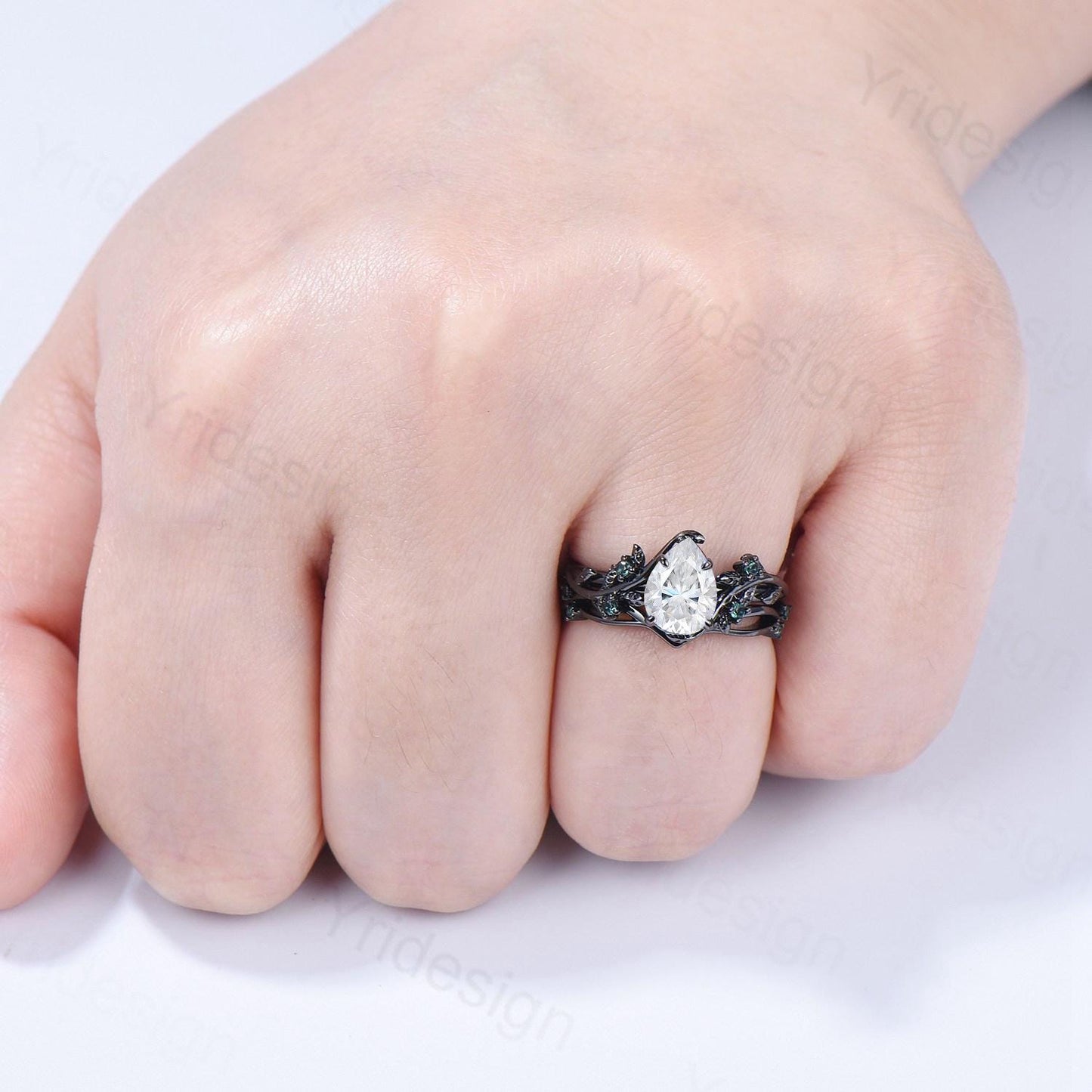 Nature Inspired Pear Shaped Moissanite Engagement Ring Set Unique Black Gold Moissanite Wedding Set Cluster Emerald Anniversary Promise Gift
