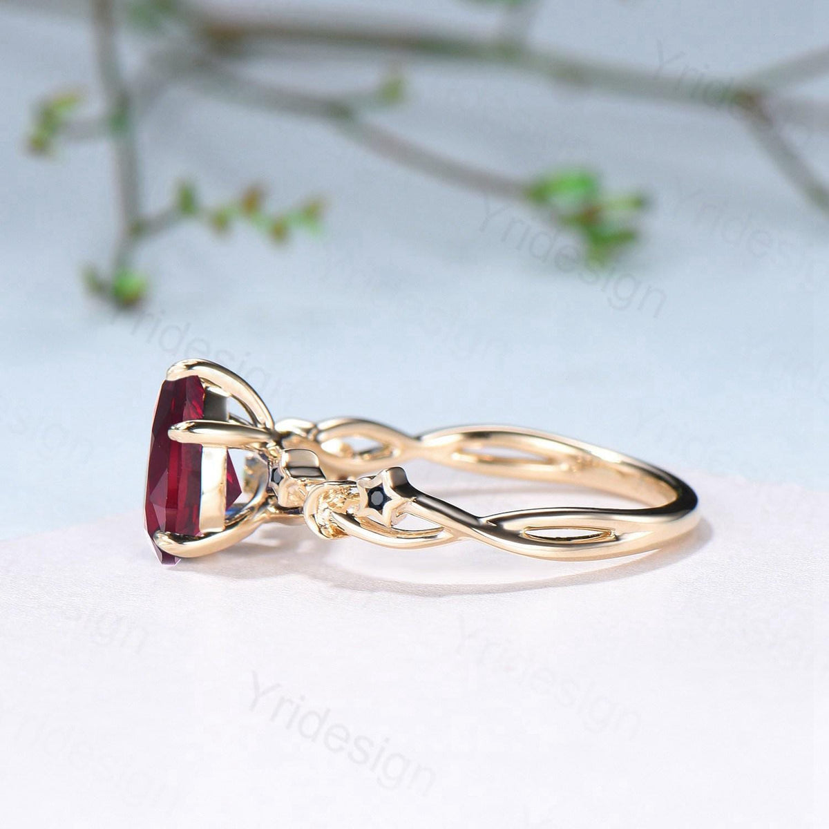 Vintage Pear Shaped Natural Garnet Engagement Ring Yellow Gold Moon Star Spinel Wedding Ring Jan Birthstone September Promise Ring For Women