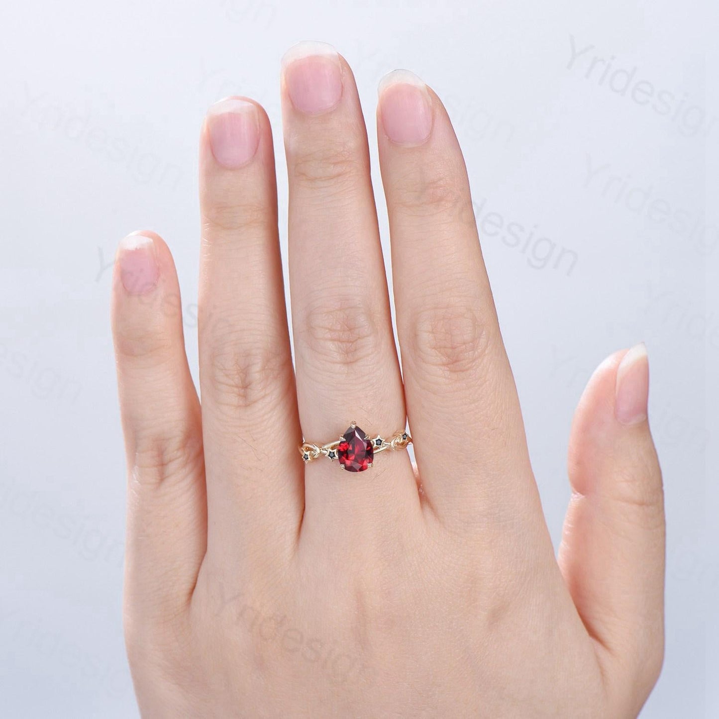 Vintage Pear Shaped Natural Garnet Engagement Ring Yellow Gold Moon Star Spinel Wedding Ring Jan Birthstone September Promise Ring For Women