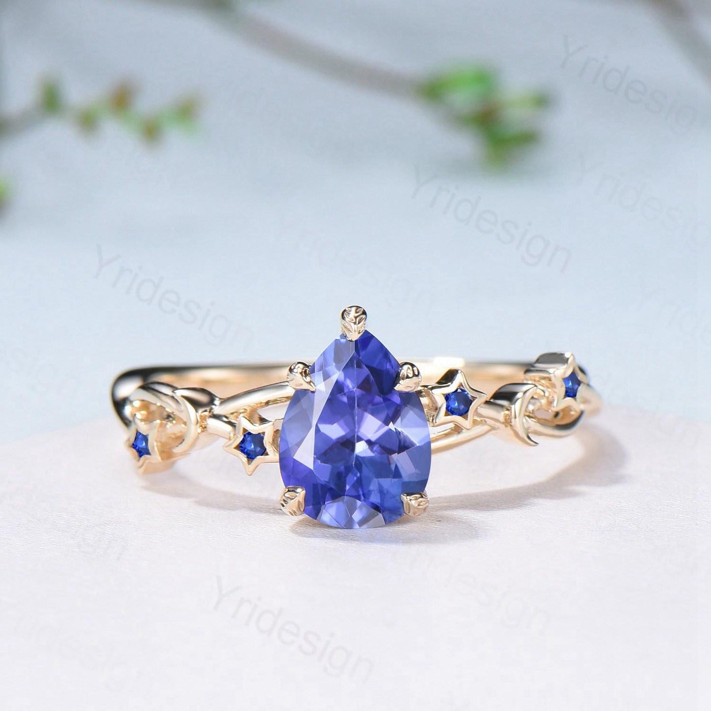 Vintage Natural Tanzanite Engagement Ring Pear Shaped Yellow Gold Moon Star Wedding Ring Blue Sapphire Anniversary Promise Ring For Women