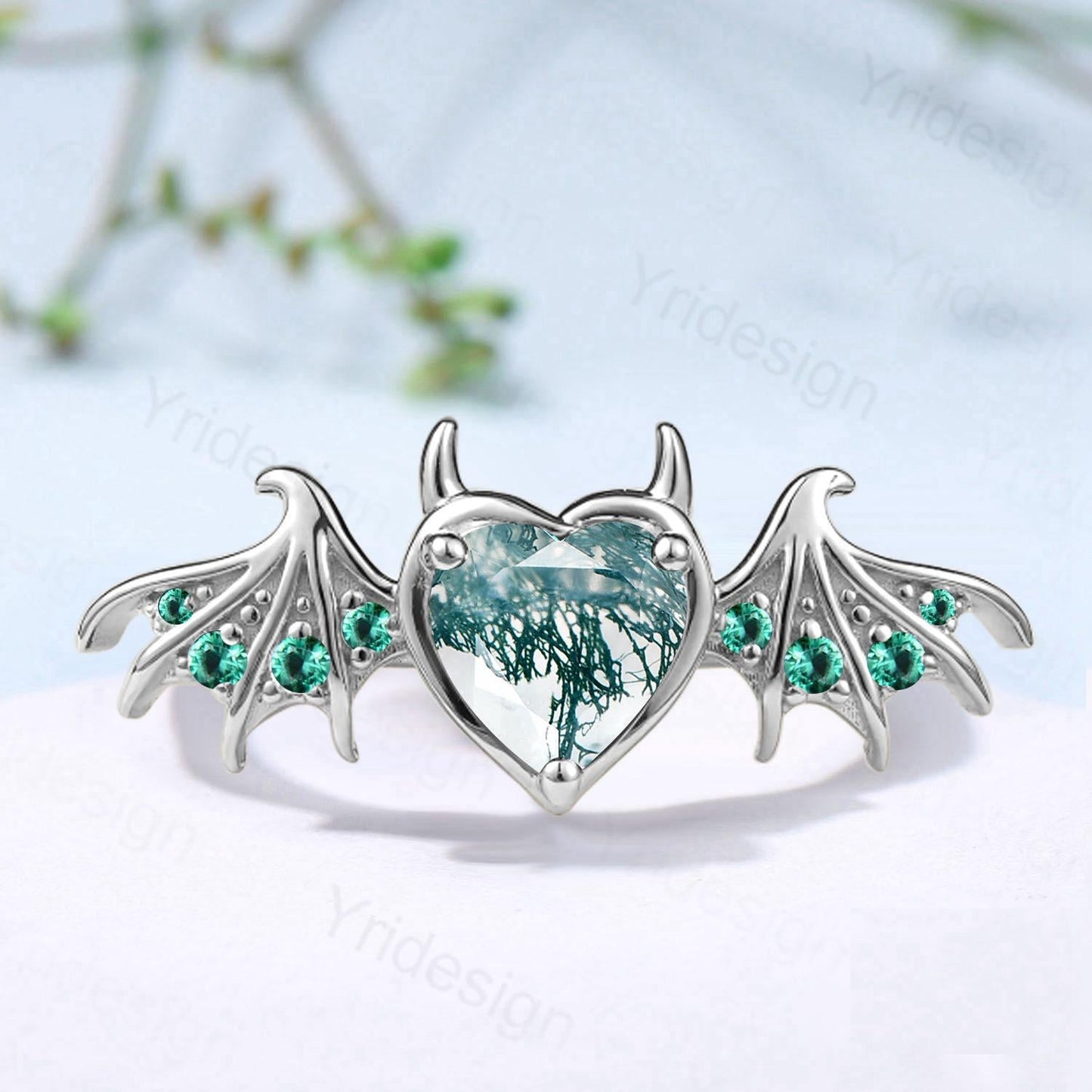 Heart Moss Agate Bat Ring, Lab Emerald Gold Fantasy Ring