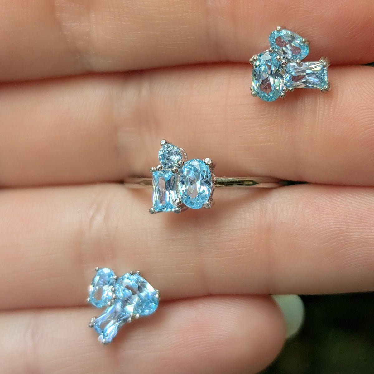 The Tulia - Aquamarine 3 Stone Cluster Ring