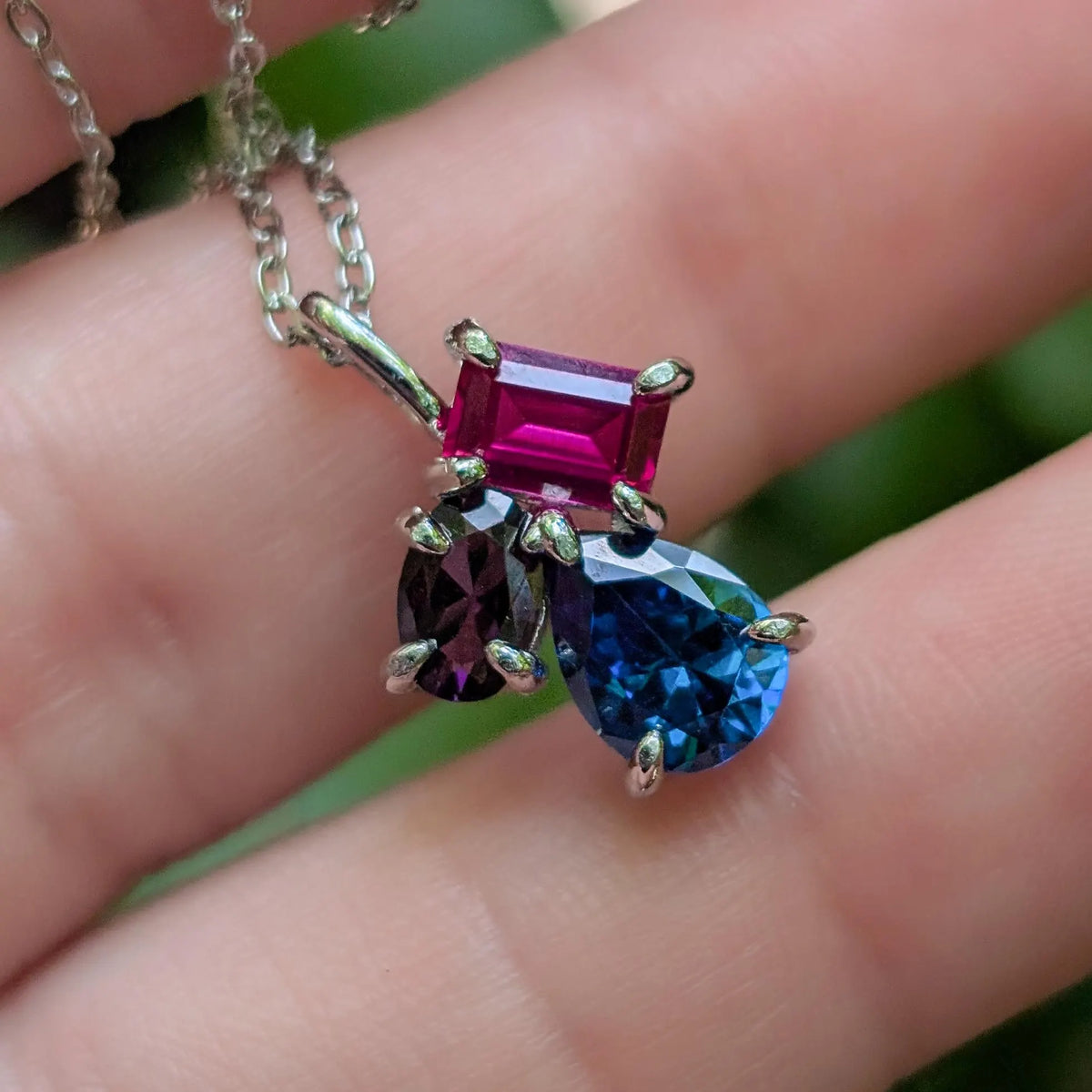 The Tulia - Bisexual Flag 3 stone Necklace