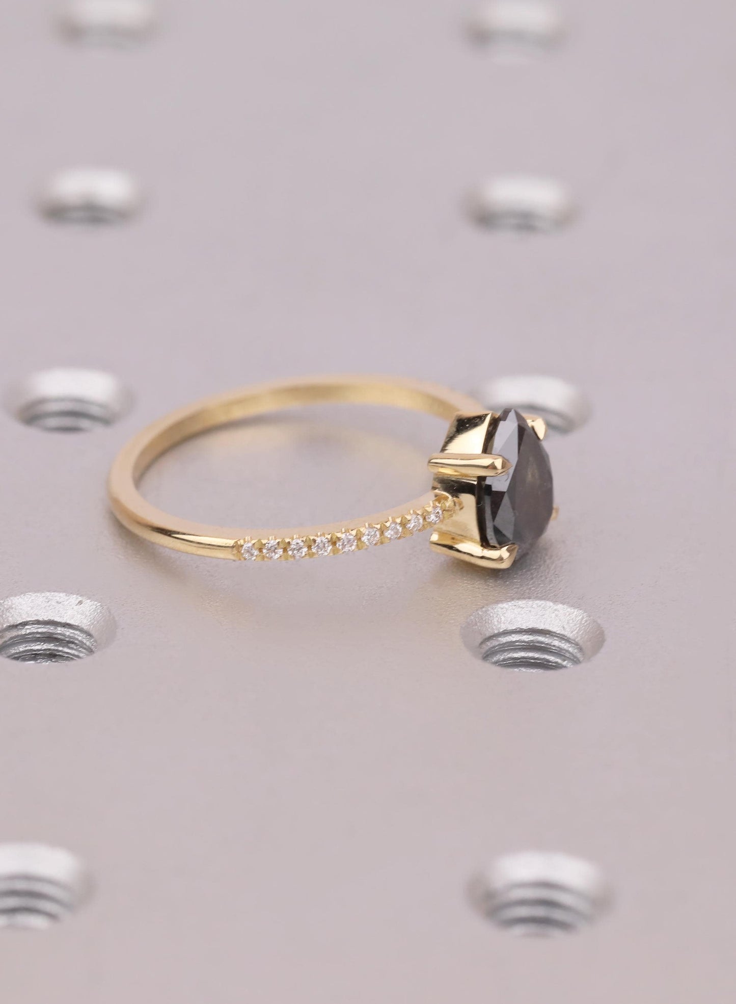 Salt and Pepper Diamond Engagement Ring, Unique Promise Ring for Her, 18k Gold Ring, Alternative Engagement Ring, Vintage Pear Diamond Ring