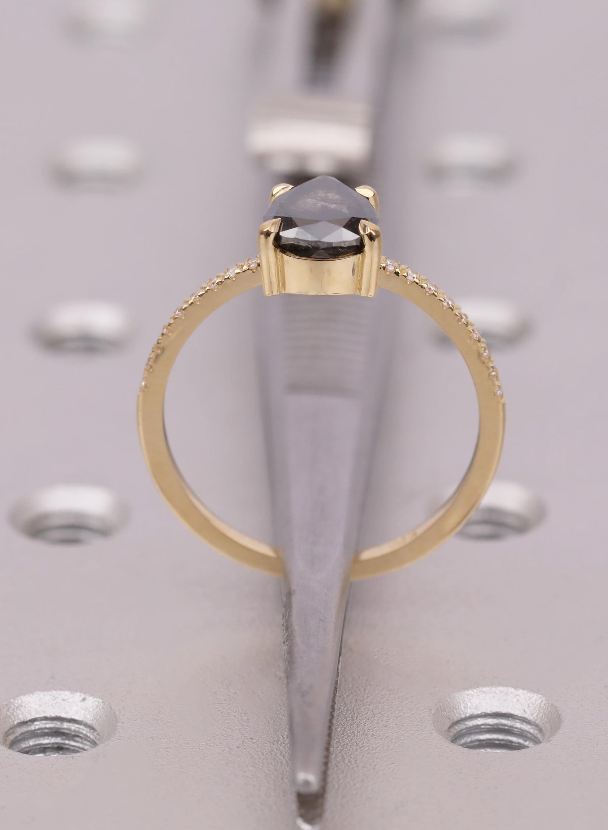 Salt and Pepper Diamond Engagement Ring, Unique Promise Ring for Her, 18k Gold Ring, Alternative Engagement Ring, Vintage Pear Diamond Ring