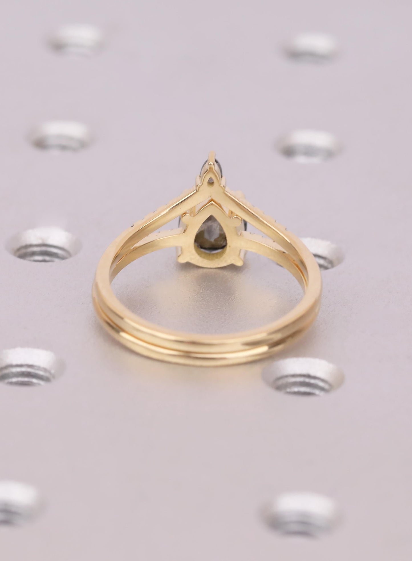 Unique Bridal Set with Pear Salt and Pepper Diamond, Lab Grown Diamond Band, Ethical 18K Yellow Gold Engagement Ring, Ombre Diamond Set
