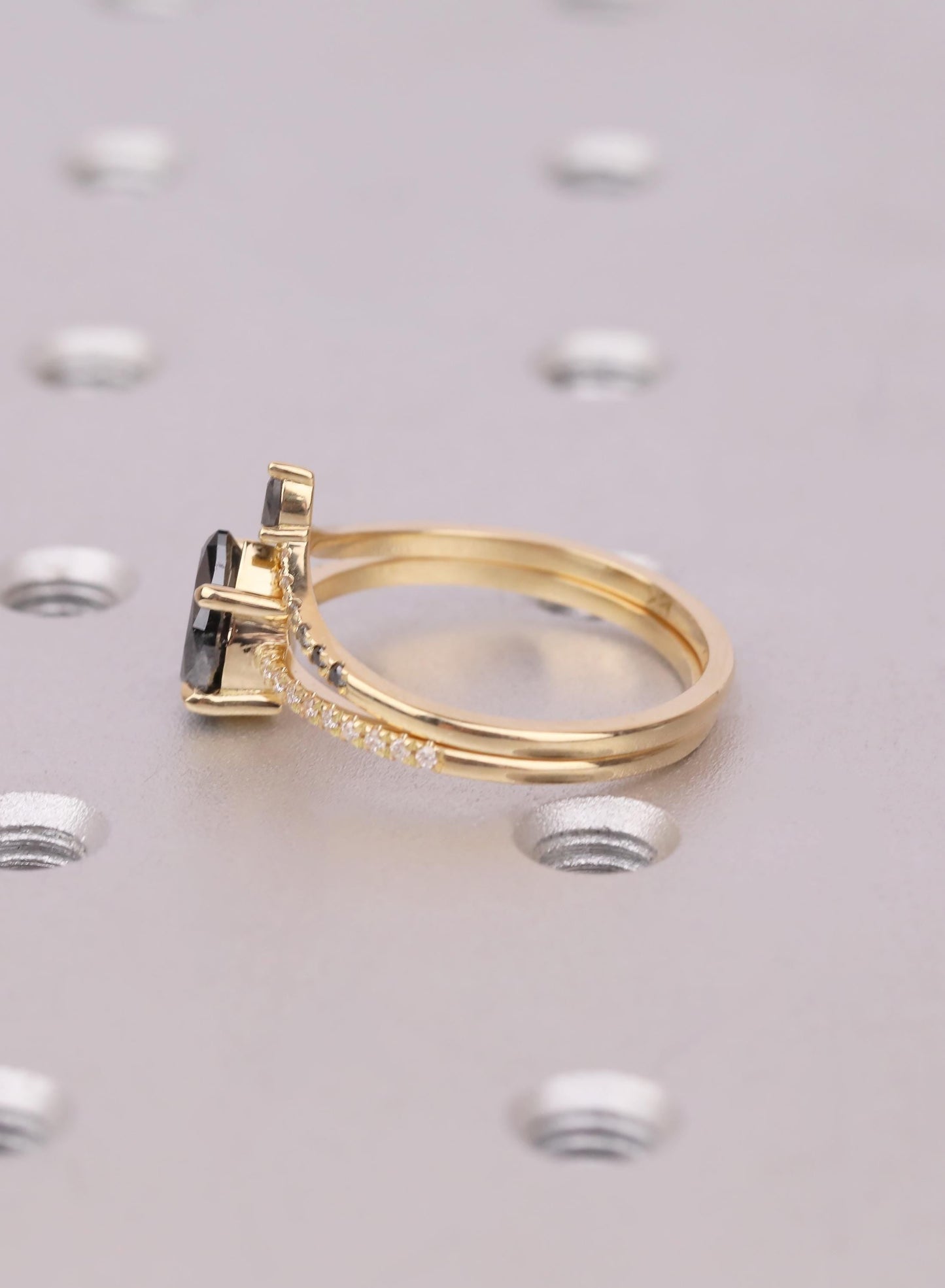 Pear Salt and Pepper Diamond Bridal Set, 18K Gold Ombre Band, Unique Engagement Ring