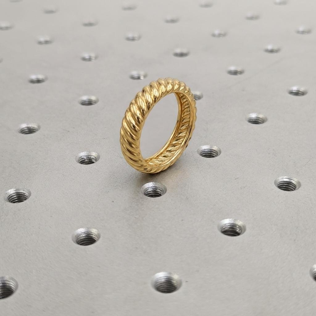 Thick Gold Croissant Ring | Twisted Statement Ring | Bold Textured Gold Band | Minimalist Jewelry | Trendy Chunky Ring Gift