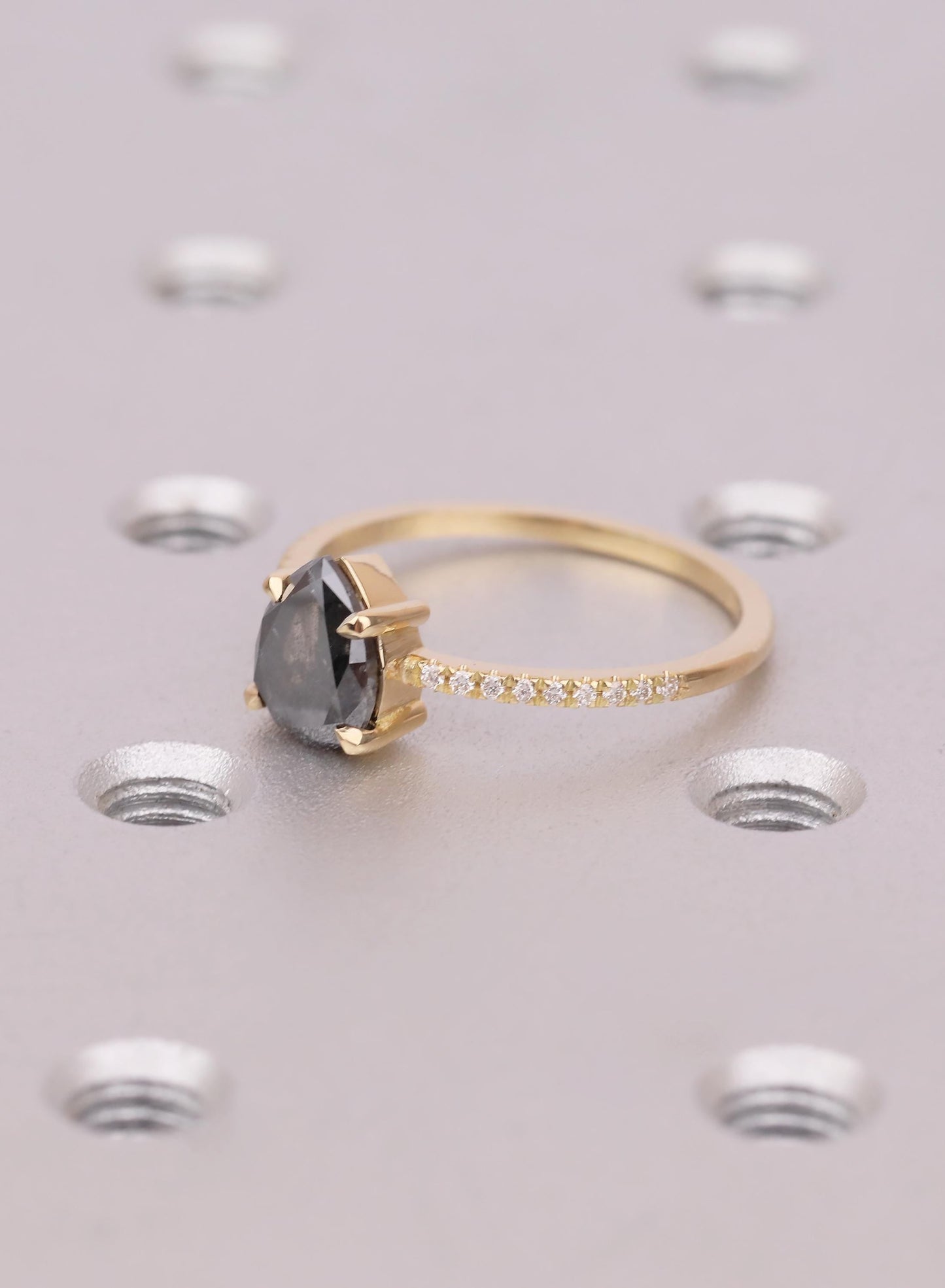 Salt and Pepper Diamond Engagement Ring, Unique Promise Ring for Her, 18k Gold Ring, Alternative Engagement Ring, Vintage Pear Diamond Ring