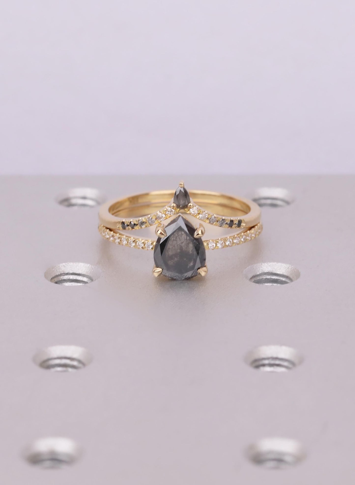 Unique Bridal Set with Pear Salt and Pepper Diamond, Lab Grown Diamond Band, Ethical 18K Yellow Gold Engagement Ring, Ombre Diamond Set