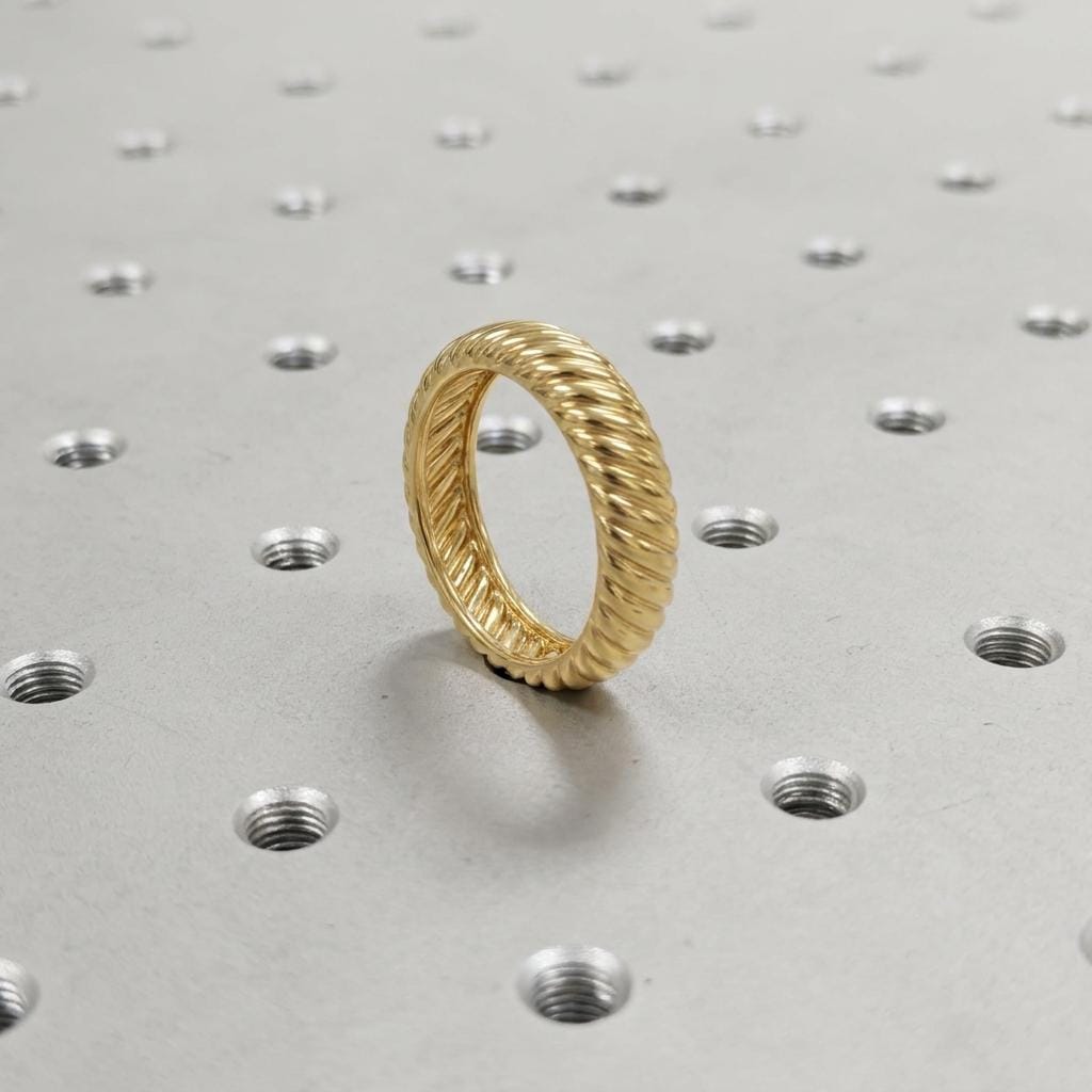 Thick Gold Croissant Ring | Twisted Statement Ring | Bold Textured Gold Band | Minimalist Jewelry | Trendy Chunky Ring Gift