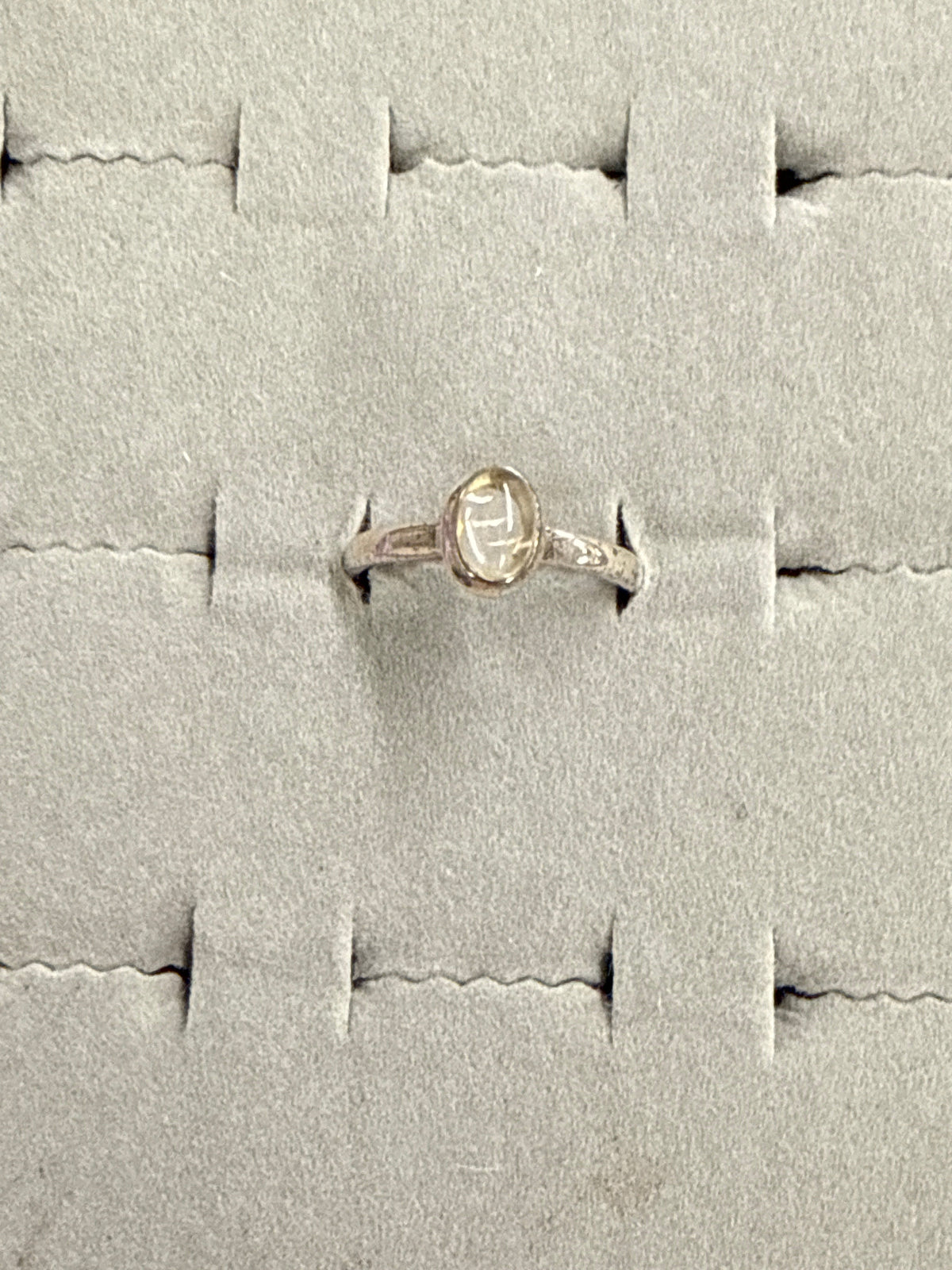 Hyalite Ring Size 8