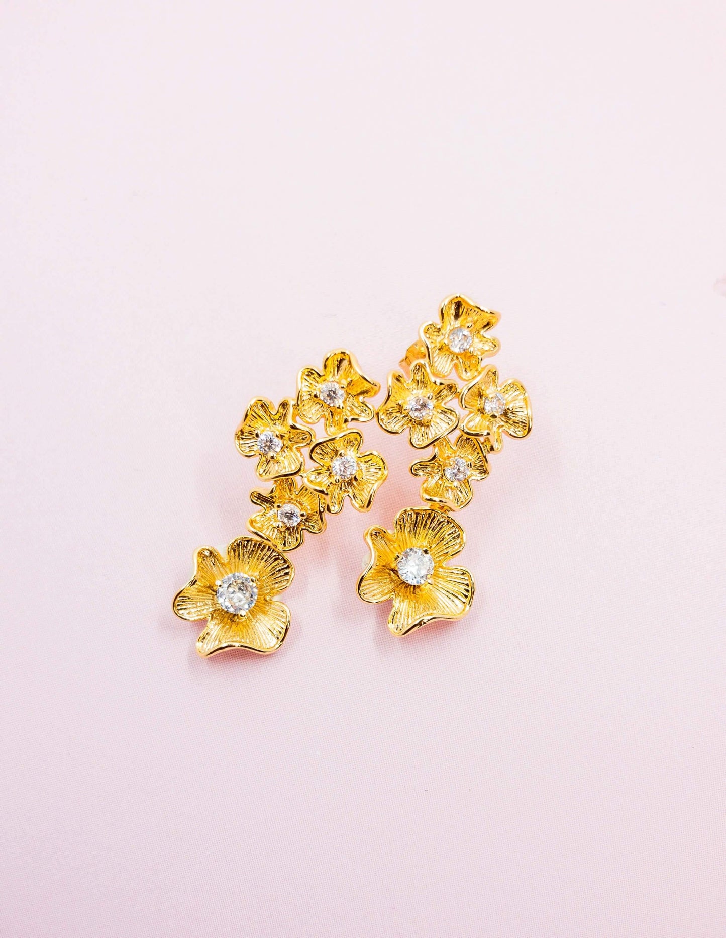 FLOWER POWER stud earrings