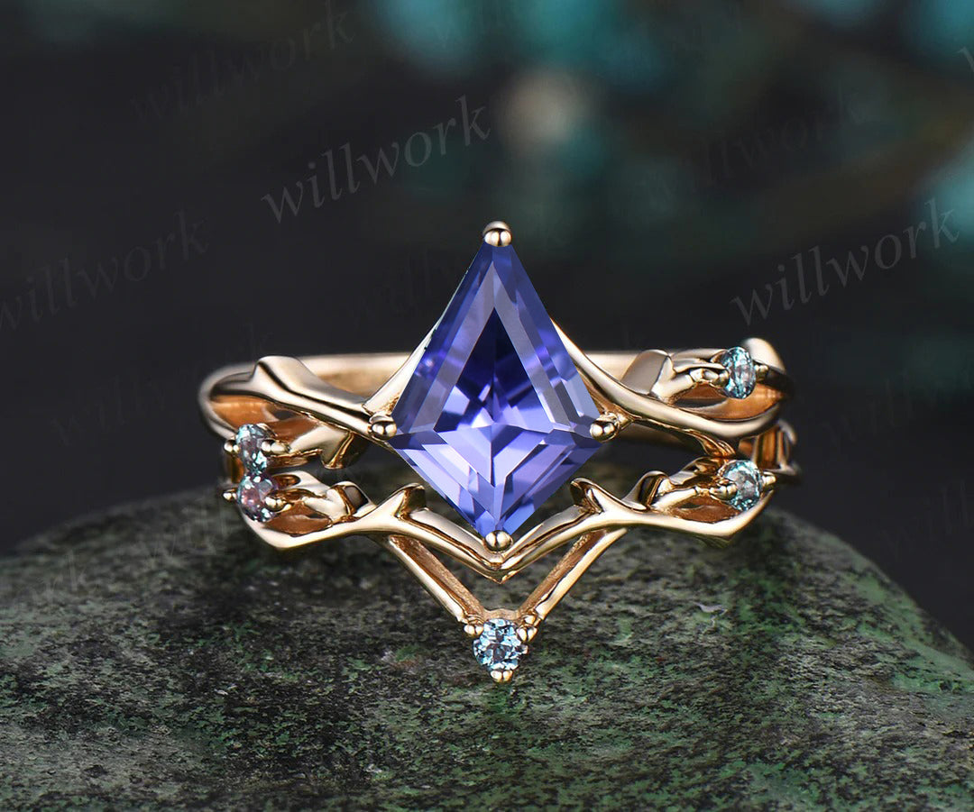 Kite Tanzanite Engagement Ring Set Vintage Twig Alexandrite Accent Ring Branch Ring Curved Wedding Band Unique Bridal Set