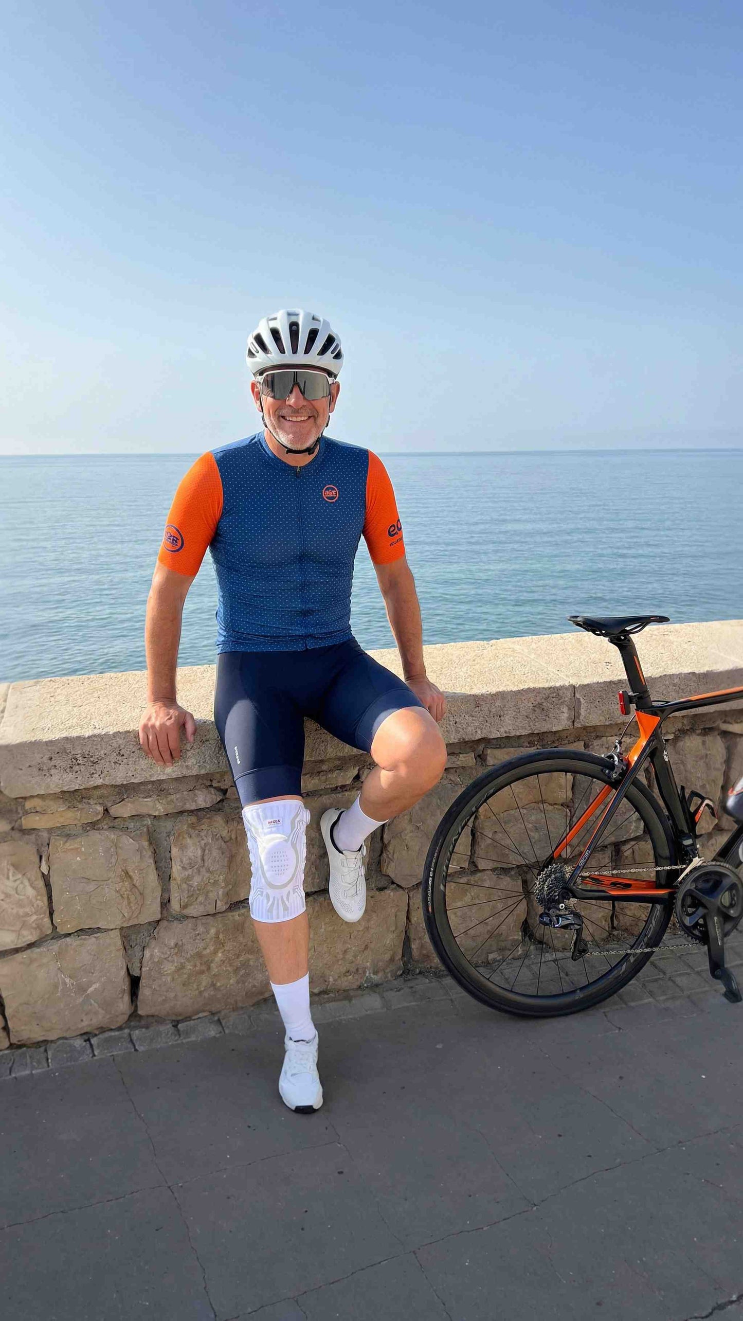 KinetiLock Knee Brace