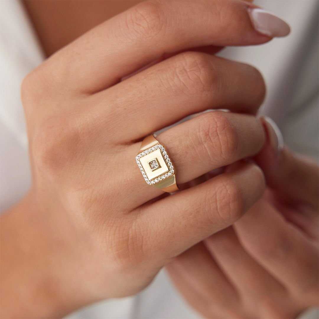 Square  Signet Ring