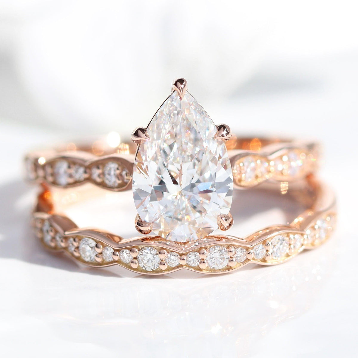 Lyra's Spark | 2CT Classic Pear Diamond Bridal Set 2pcs
