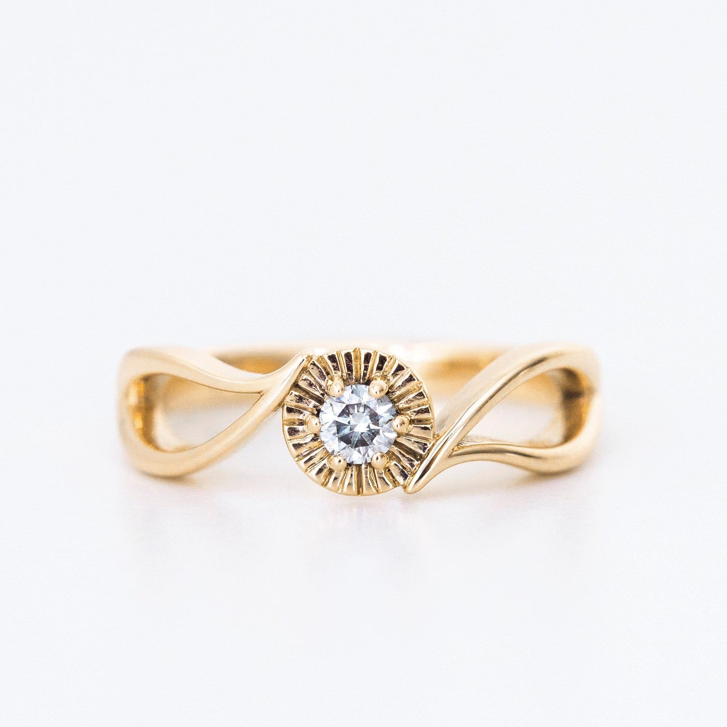 Leaf inspired Diamond Engagement ring