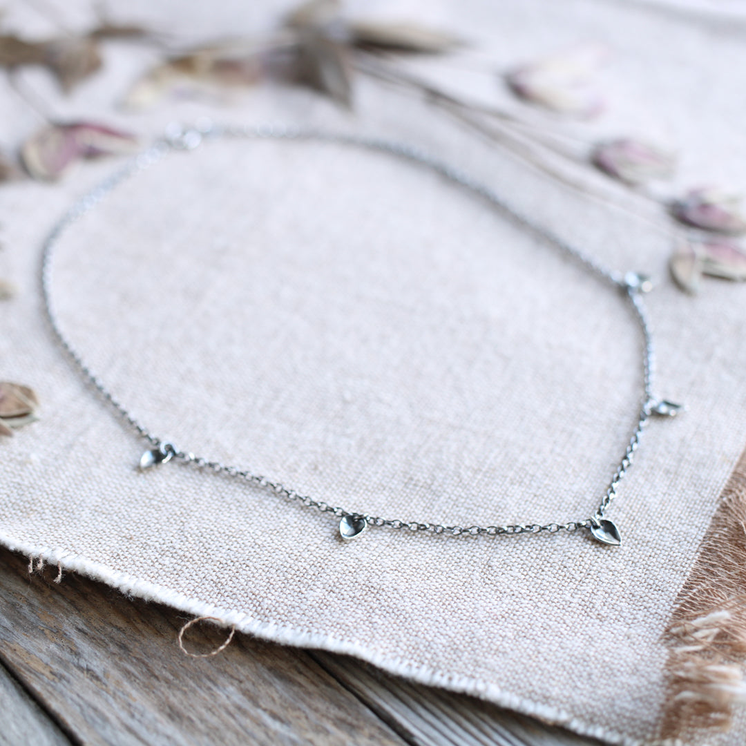 Leafline necklace