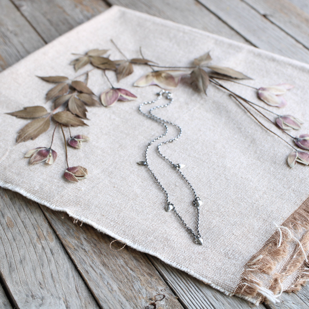 Leafline necklace