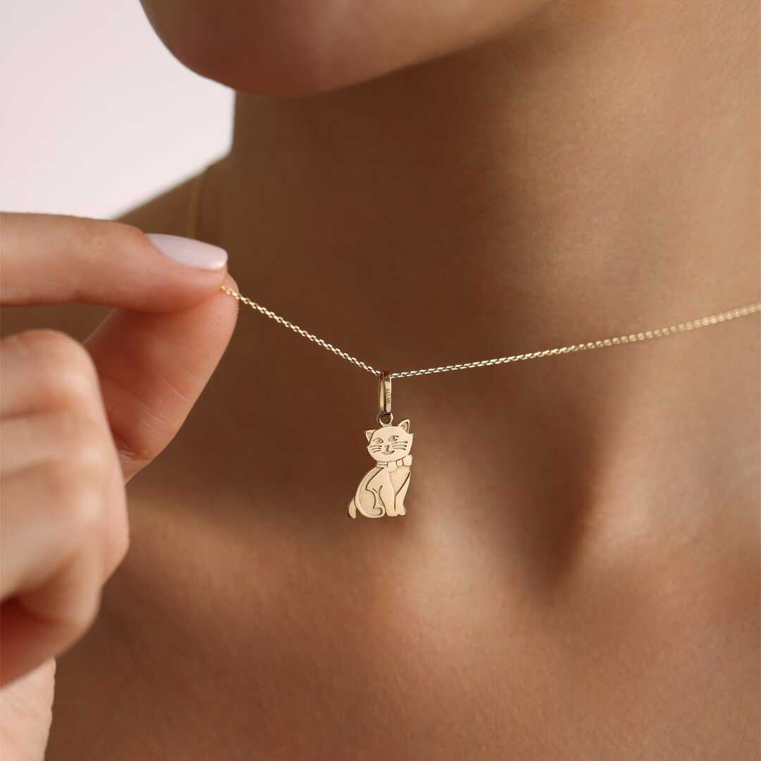 14k Gold Lisa Cat Necklace