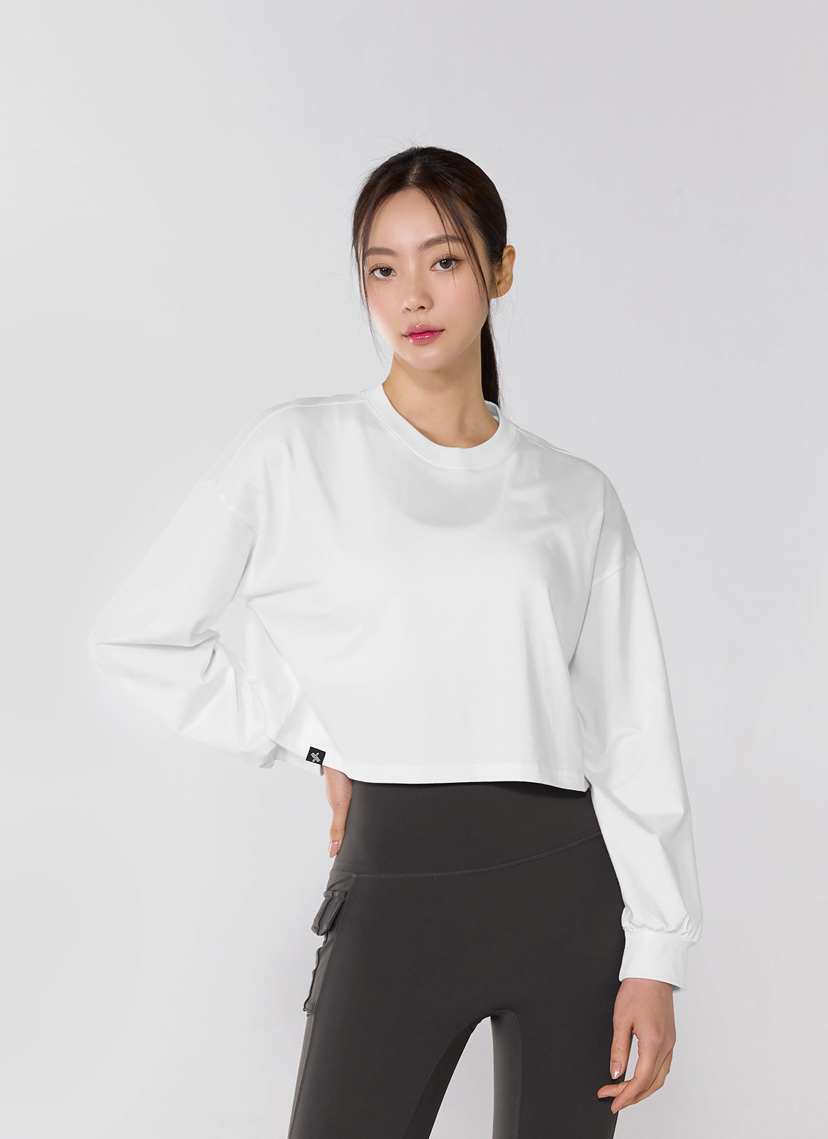 [1+1] Cool Touch Light Coverup Long Sleeve