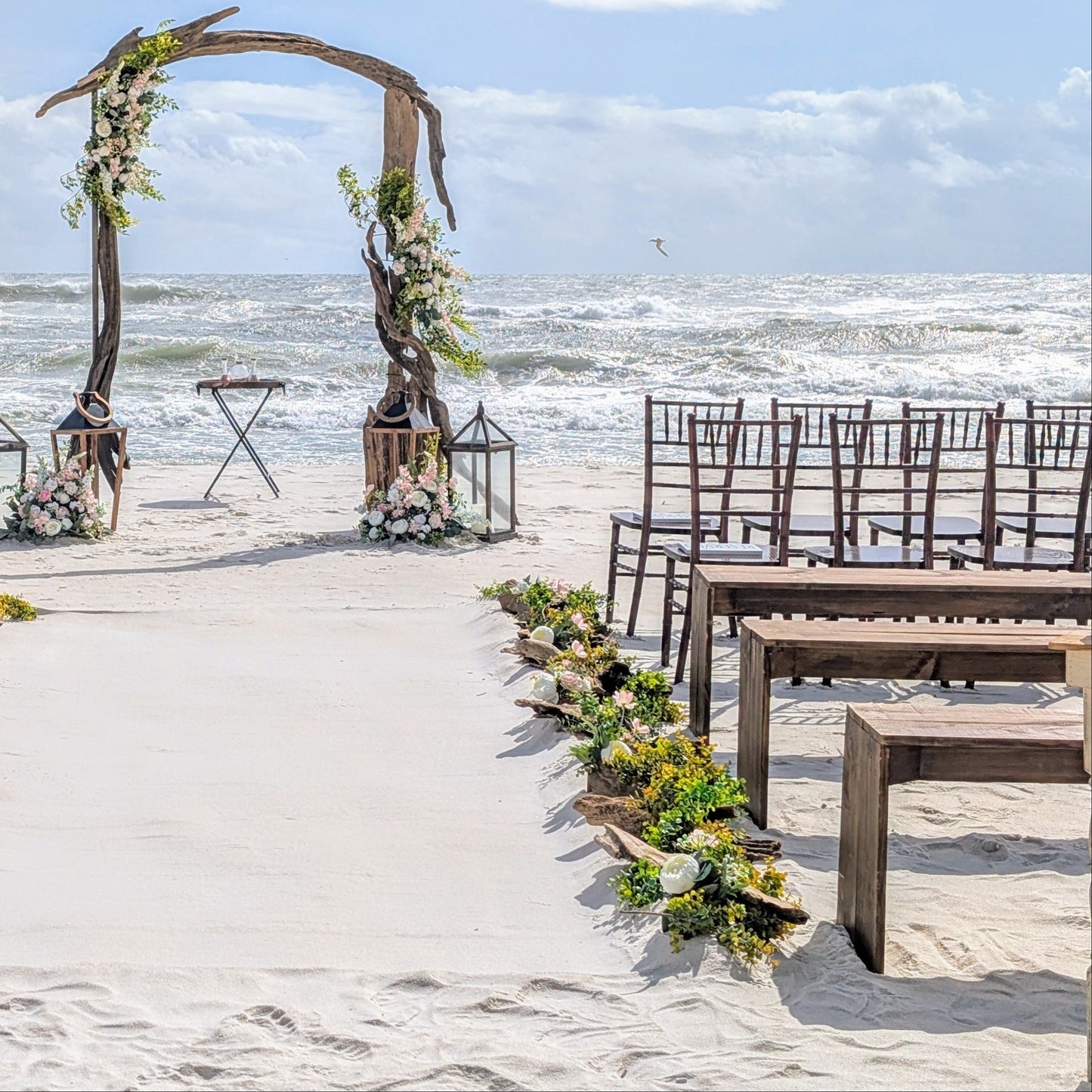 Mahogany Chiavari Chair Rental