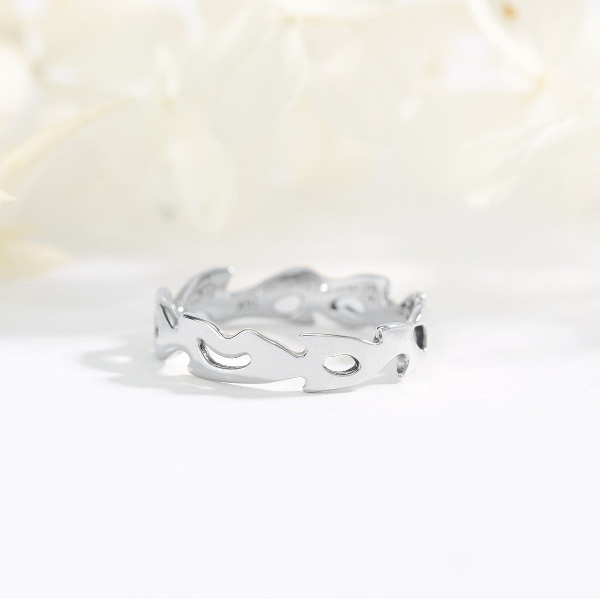 14k Gold Monstera Leaf Wedding Band