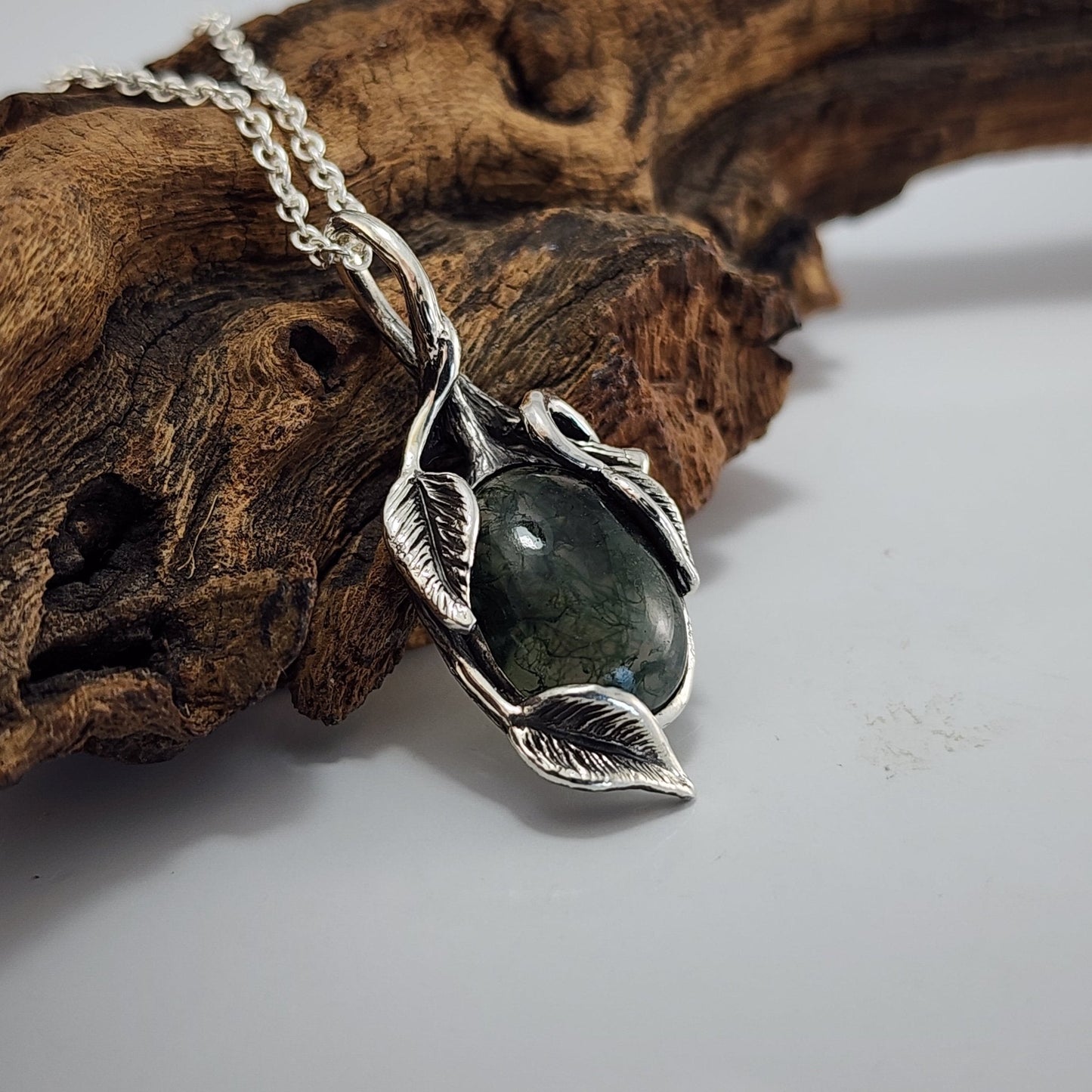 Moss Agate Gemstone Leaf Style Necklace