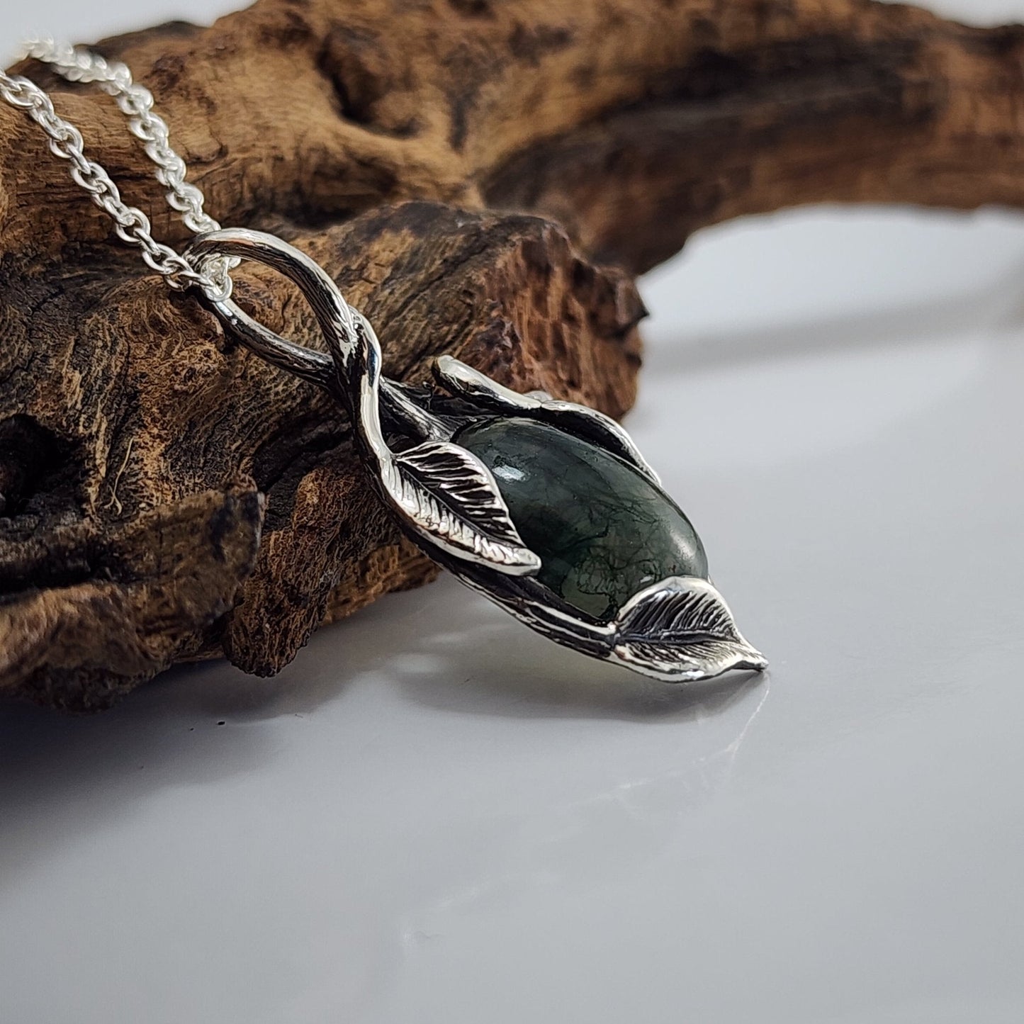 Moss Agate Gemstone Leaf Style Necklace