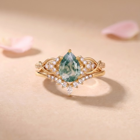 Custom Ring for Victoria Vincent