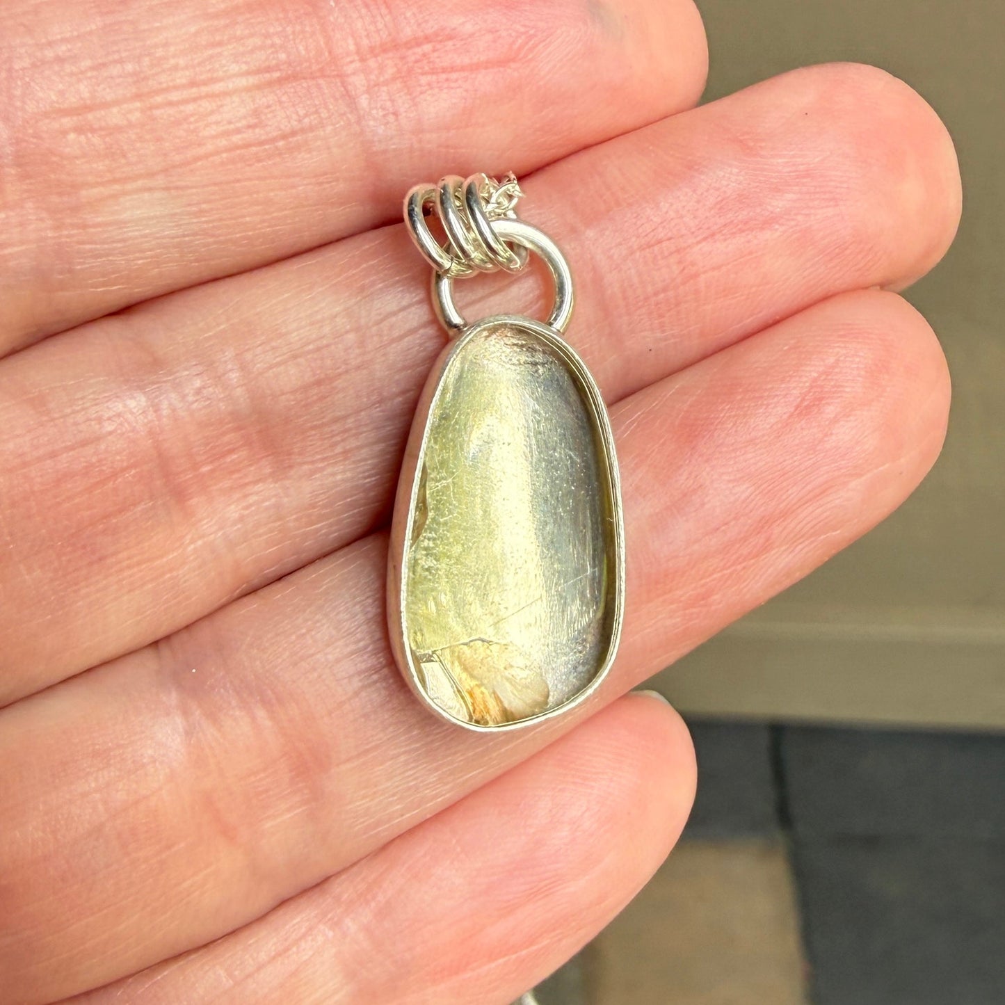 Champagne Oregon Sunstone Pendant Necklace | Sterling Silver | PNW Gemstone