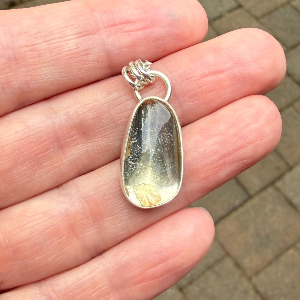 Champagne Oregon Sunstone Pendant Necklace | Sterling Silver | PNW Gemstone