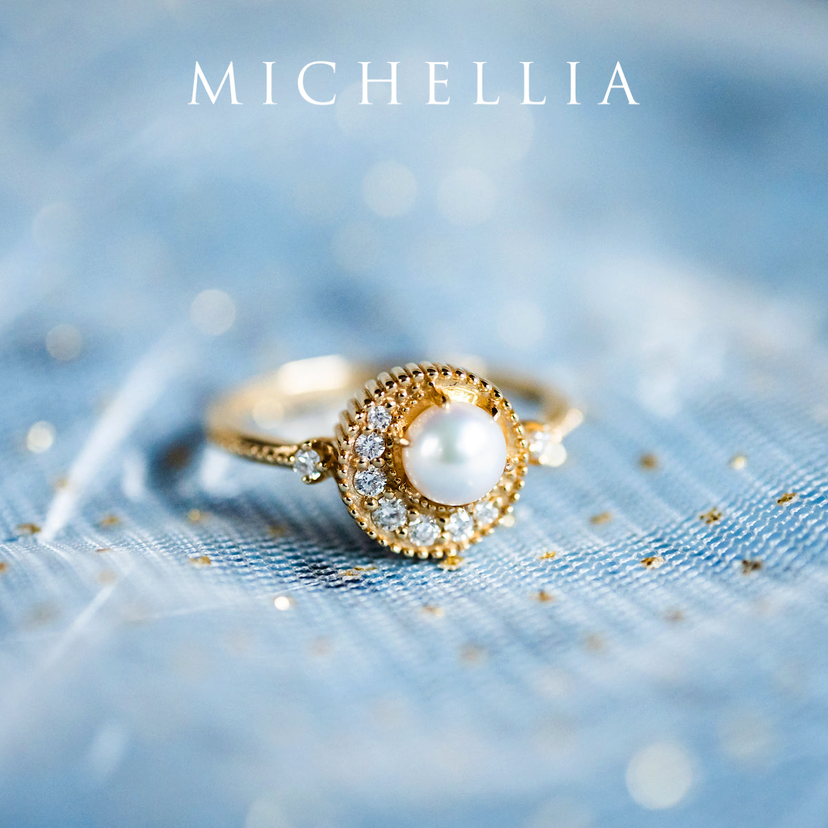 [Luna] Crescent Moon Ring in Akoya Pearl