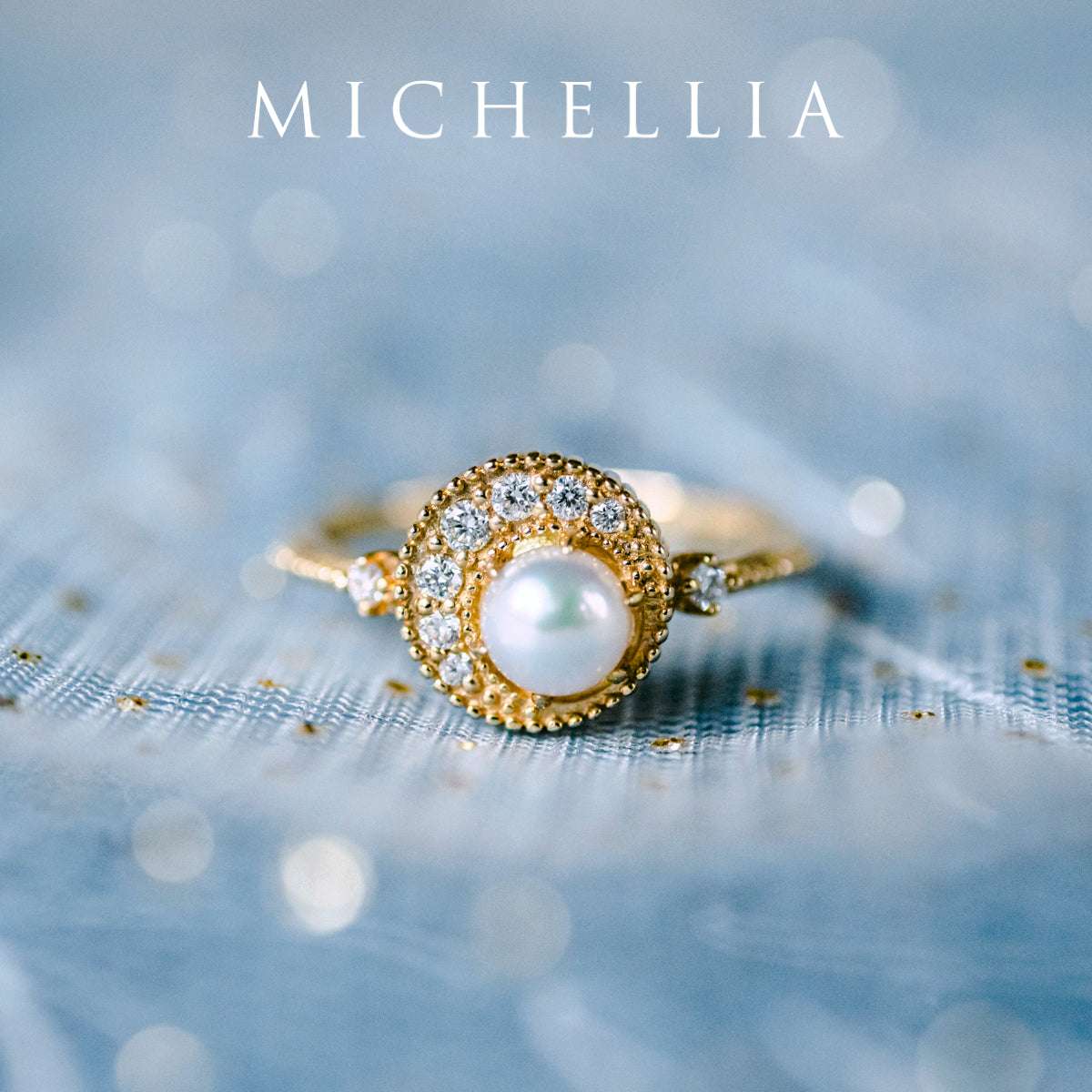 [Luna] Crescent Moon Ring in Akoya Pearl