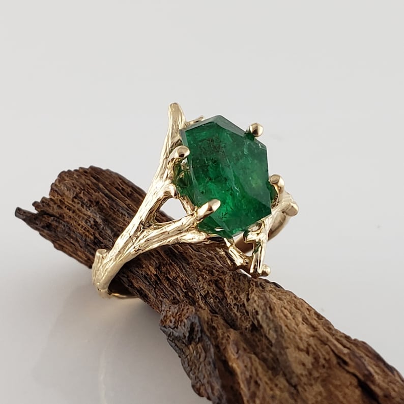 Raw Emerald Gold Ring
