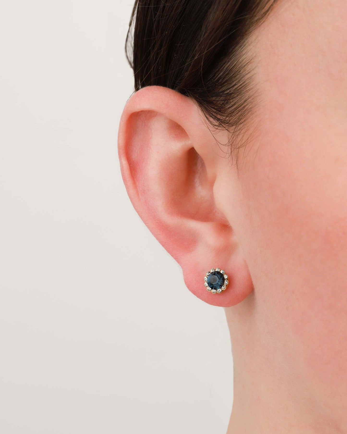 Round Halo Pavé Studs | 7mm