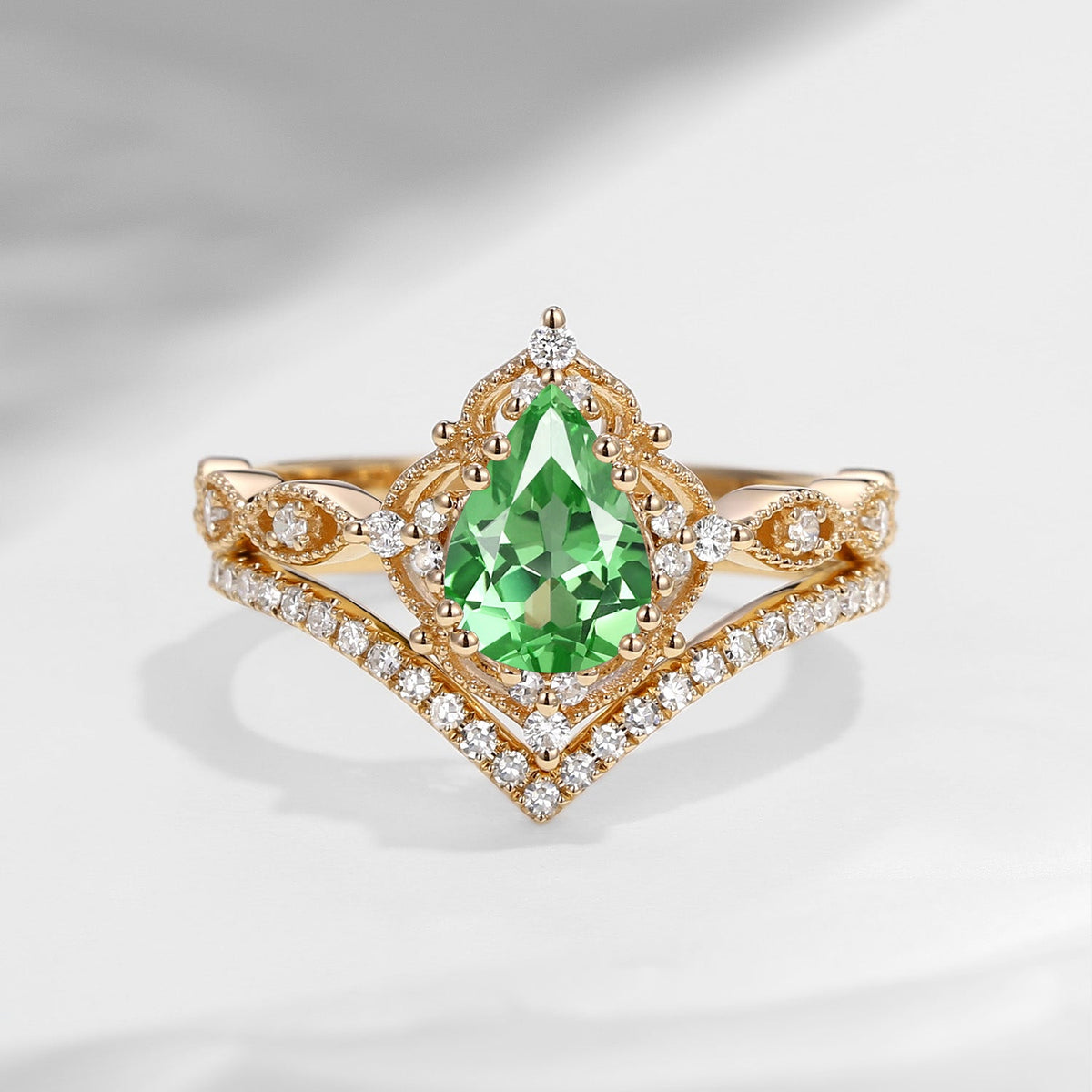 1.5ct Pear Shaped Lab Tsavorite Engagement Ring Set 2pcs - Evelyn