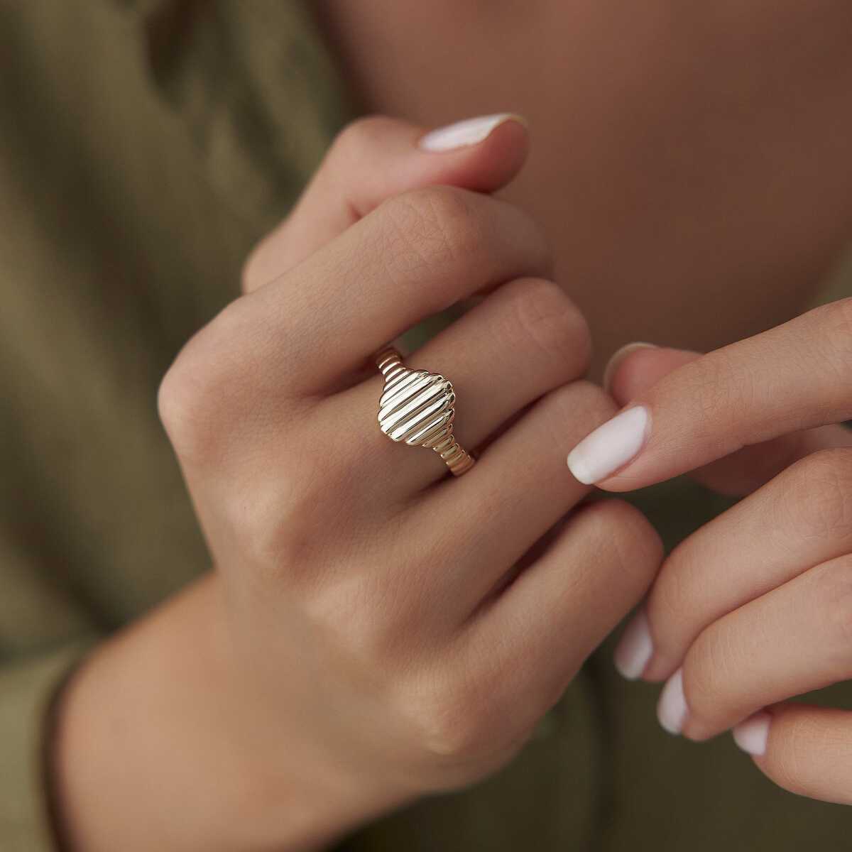 Croissant Ring 14k Gold
