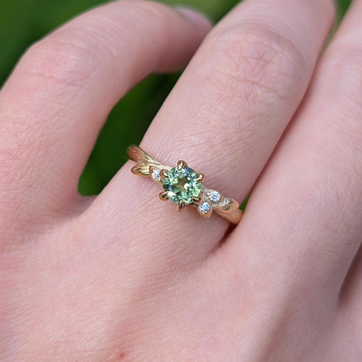 Fairy Glen | Teal Sapphire Engagement Ring with Leaf Band