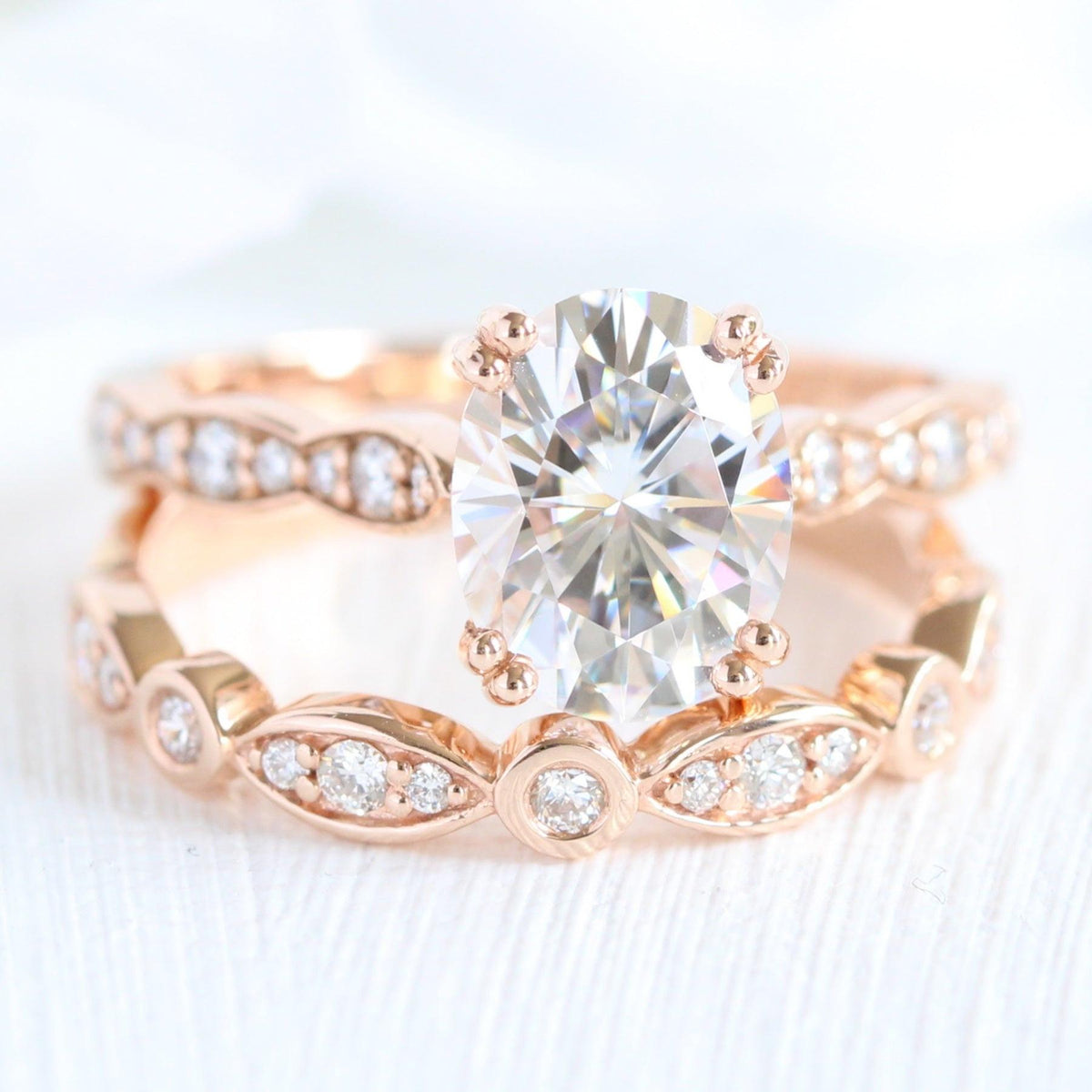 Grace’s Bezel | Oval Lab Diamond Solitaire Bridal Set 2pcs
