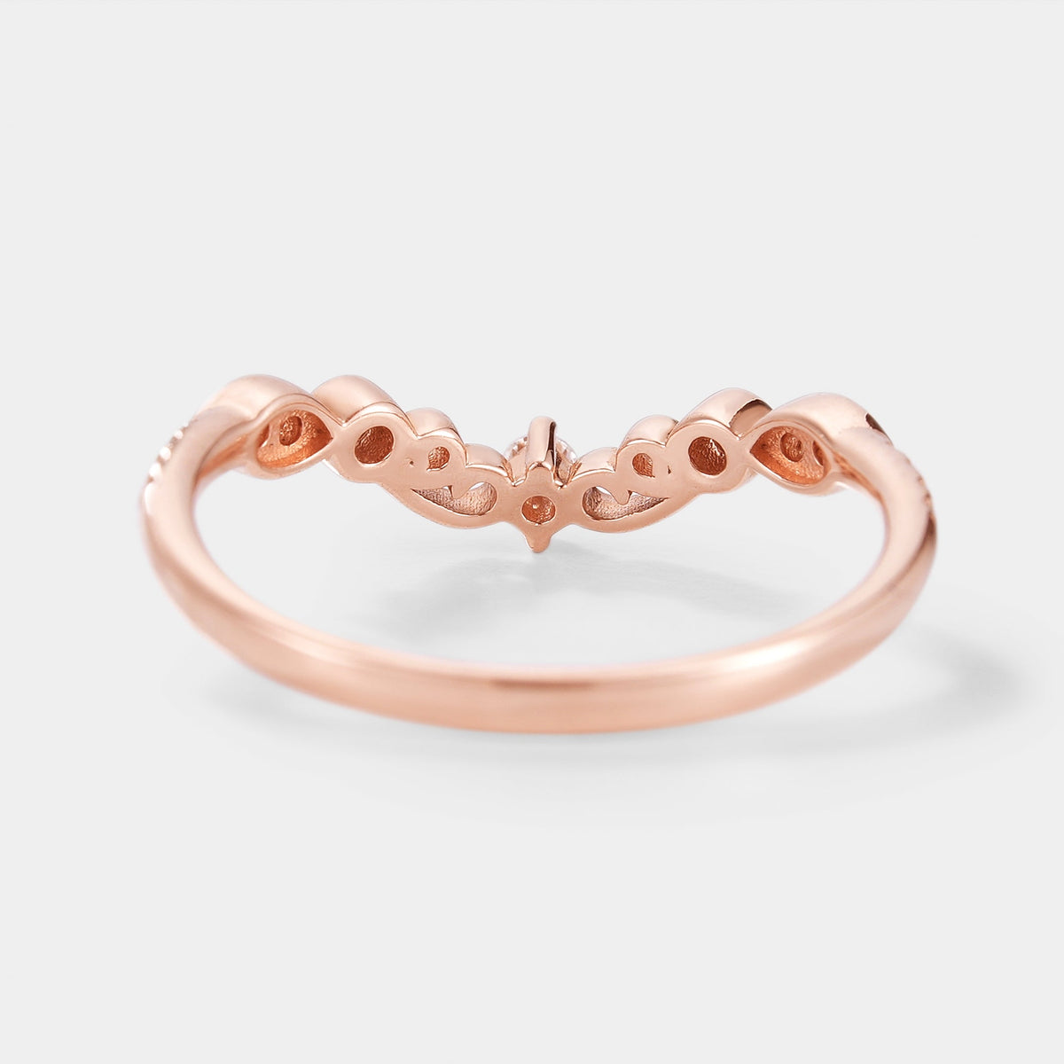 Vintage Design Chevron Wedding Band