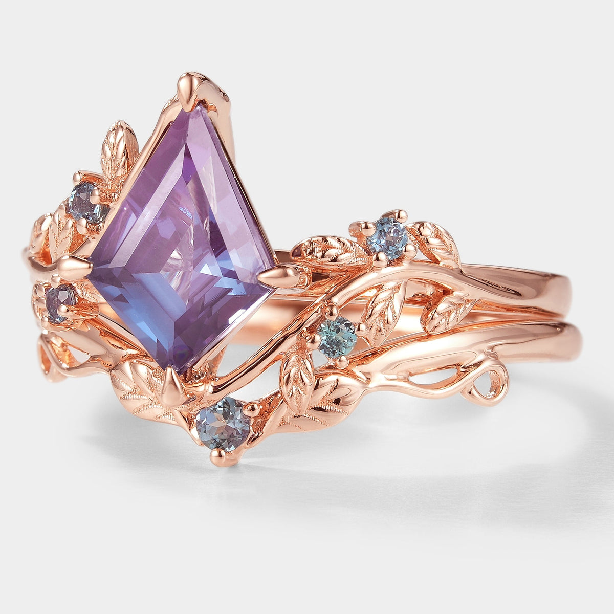 Kite Cut Alexandrite Bridal Set With Leaf - Alder